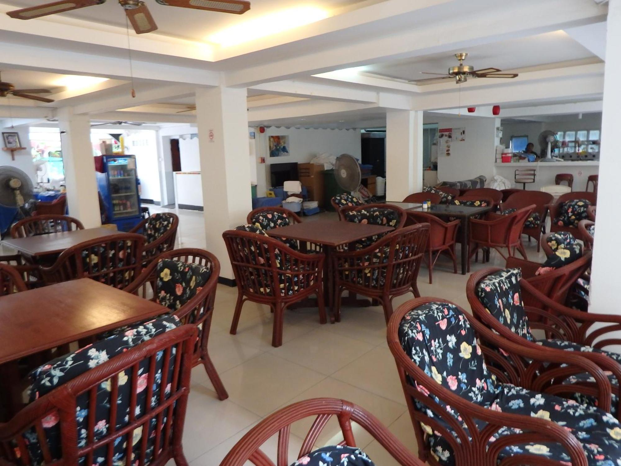 Boomerang Inn Phuket Ngoại thất bức ảnh
