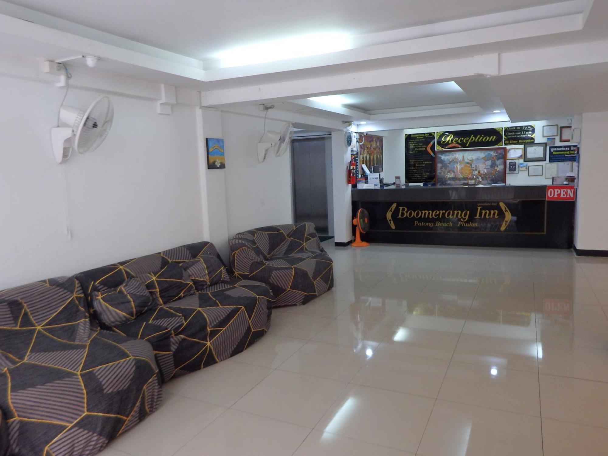Boomerang Inn Phuket Ngoại thất bức ảnh
