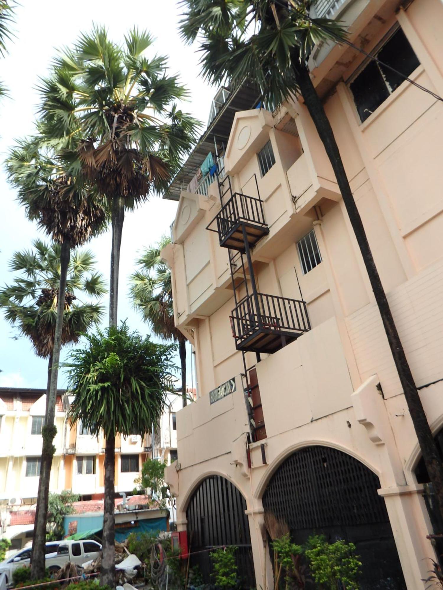 Boomerang Inn Phuket Ngoại thất bức ảnh