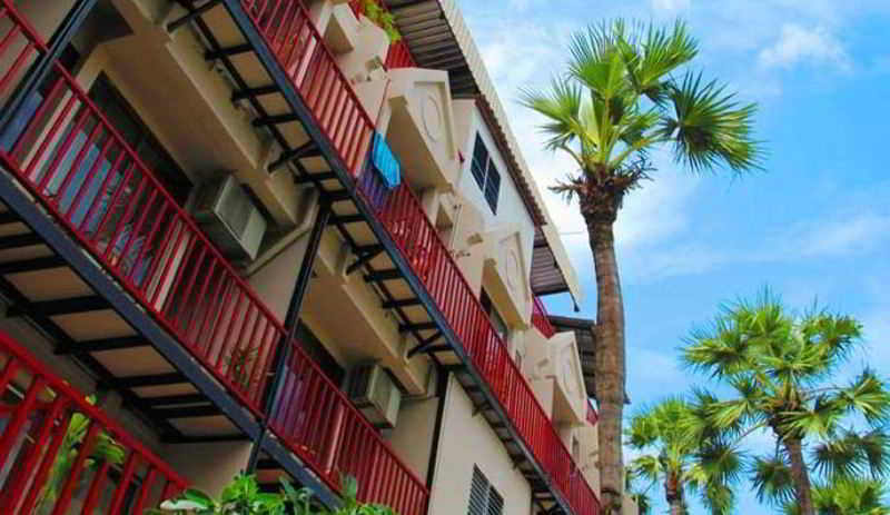 Boomerang Inn Phuket Ngoại thất bức ảnh